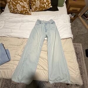 Levi's Women's Straight Leg Jeans in Light Blue